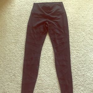 Lululemon Black Full Length Mesh leggings size 10